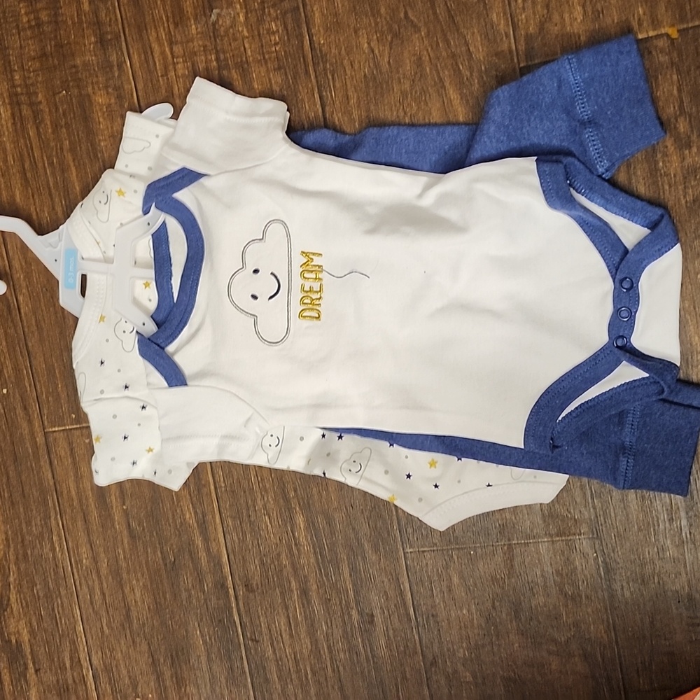 3 piece baby onsie/pant set